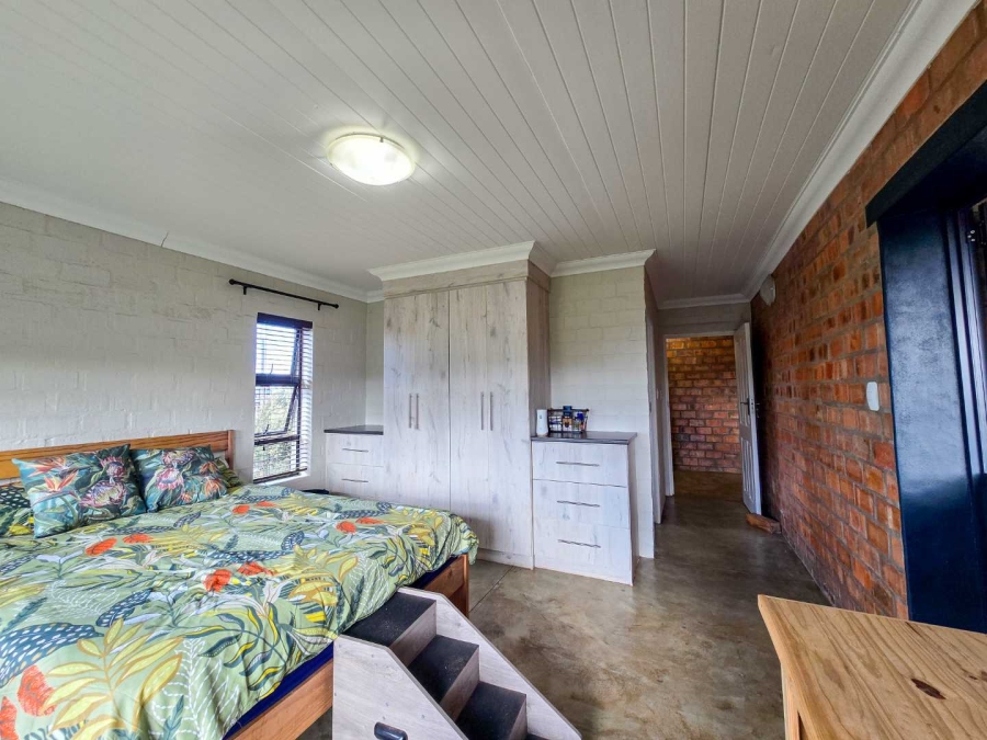 2 Bedroom Property for Sale in Stilbaai Wes Western Cape